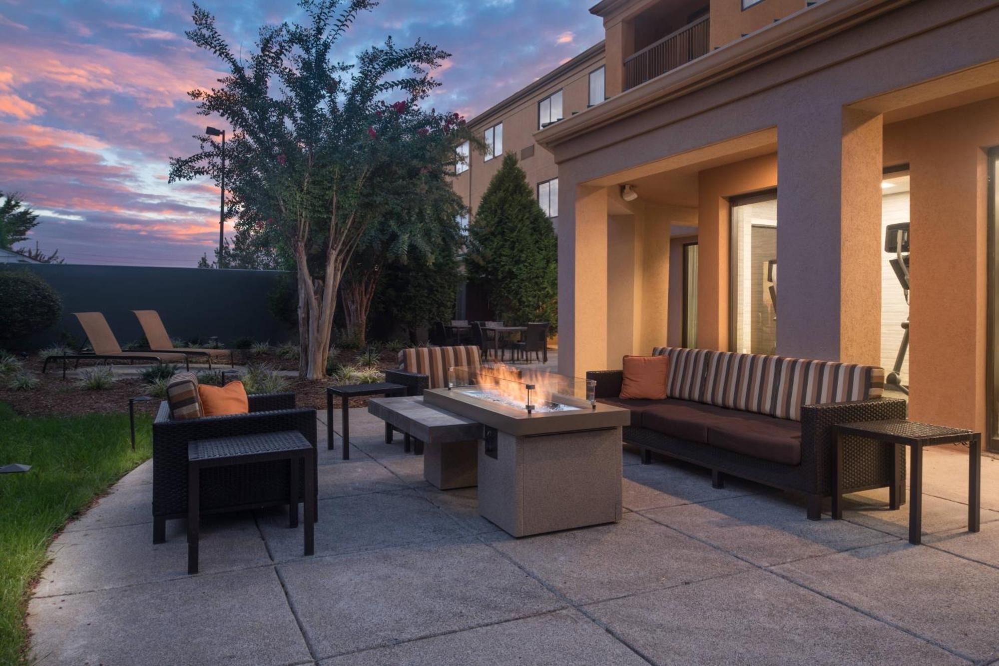 Courtyard By Marriott Lynchburg