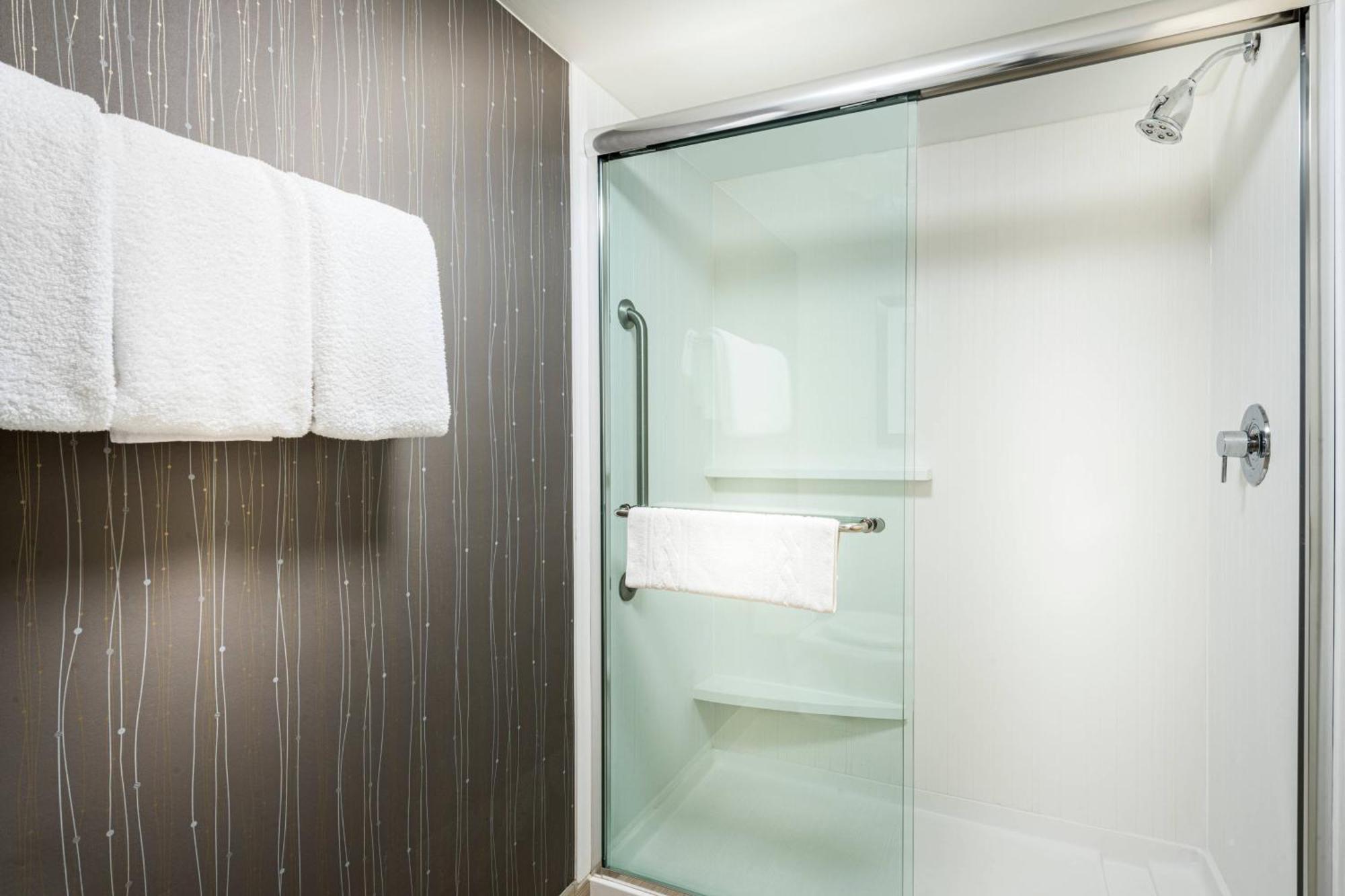 Hotel Courtyard By Marriott