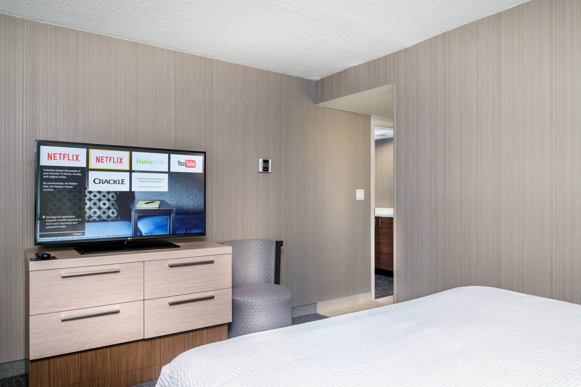 Courtyard By Marriott Hotel